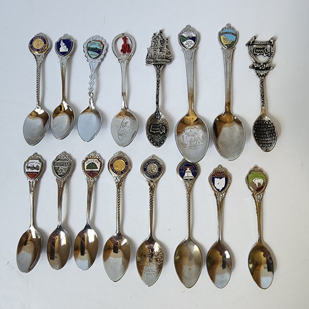 Lot Of 16 Souvenier Spoons United States Collector Vintage Assorted